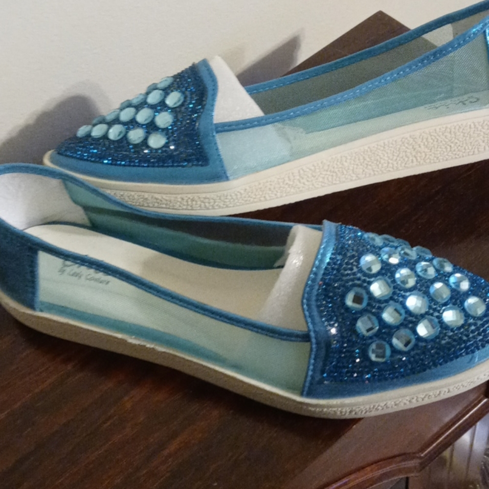New Sky Blue slip on shoes. - Picture 2 of 5